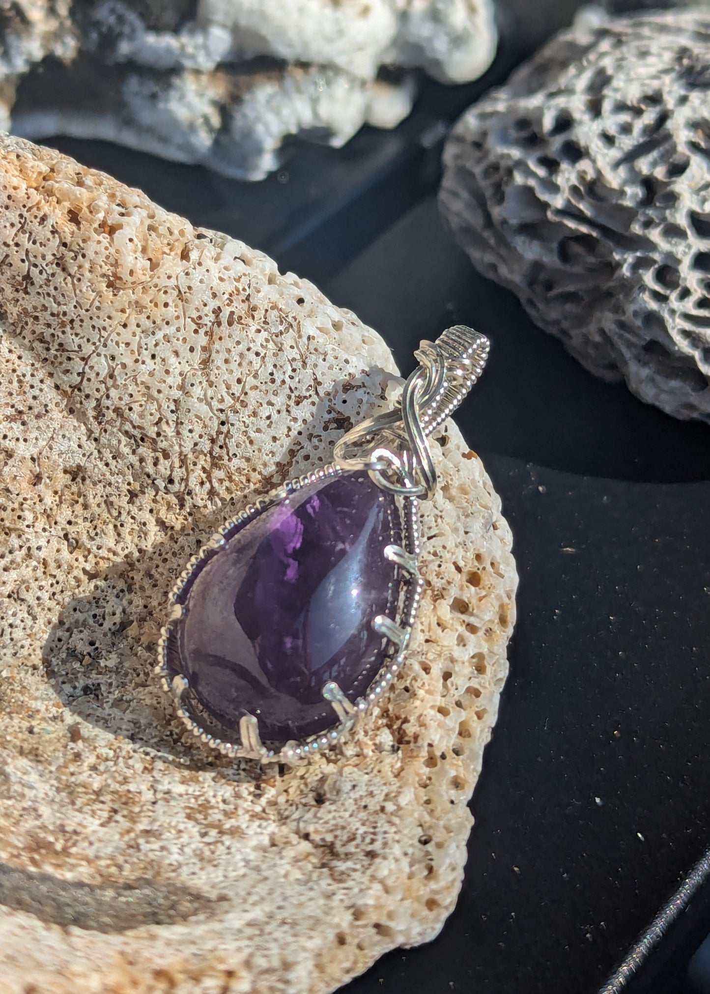 Amethyst teardrop copper pendant