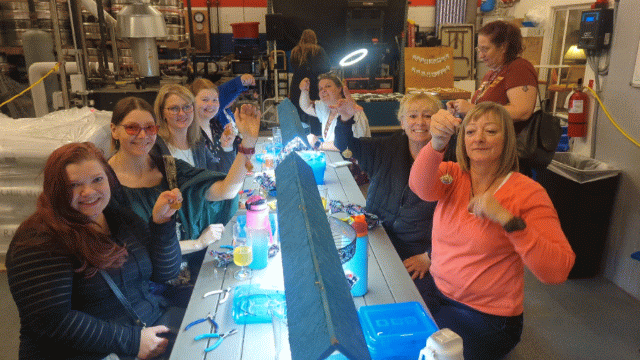Wrap n Sip Classes Neighborhood Refuge Ridgefield WA