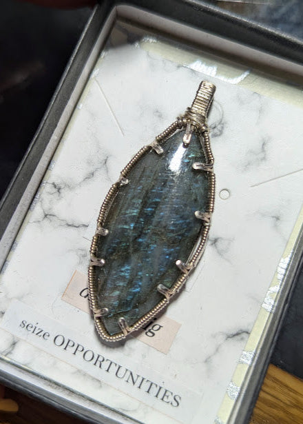 Labradorite Silver Pendant