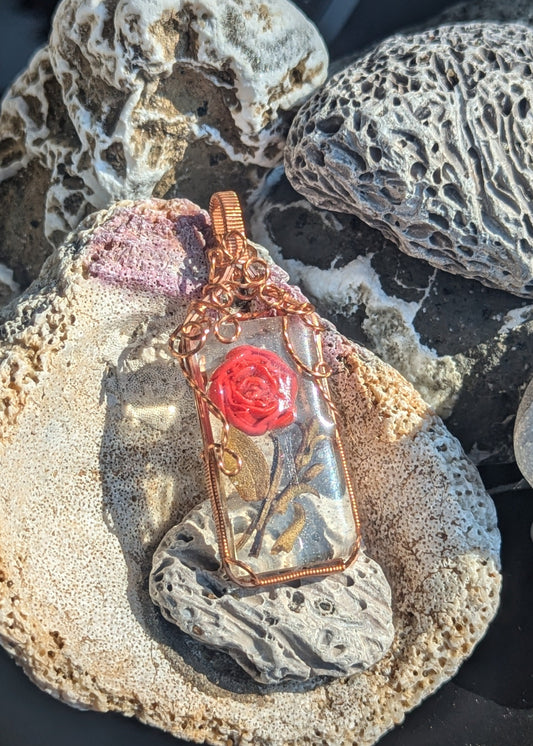 Resin sculpture cabochon pendants